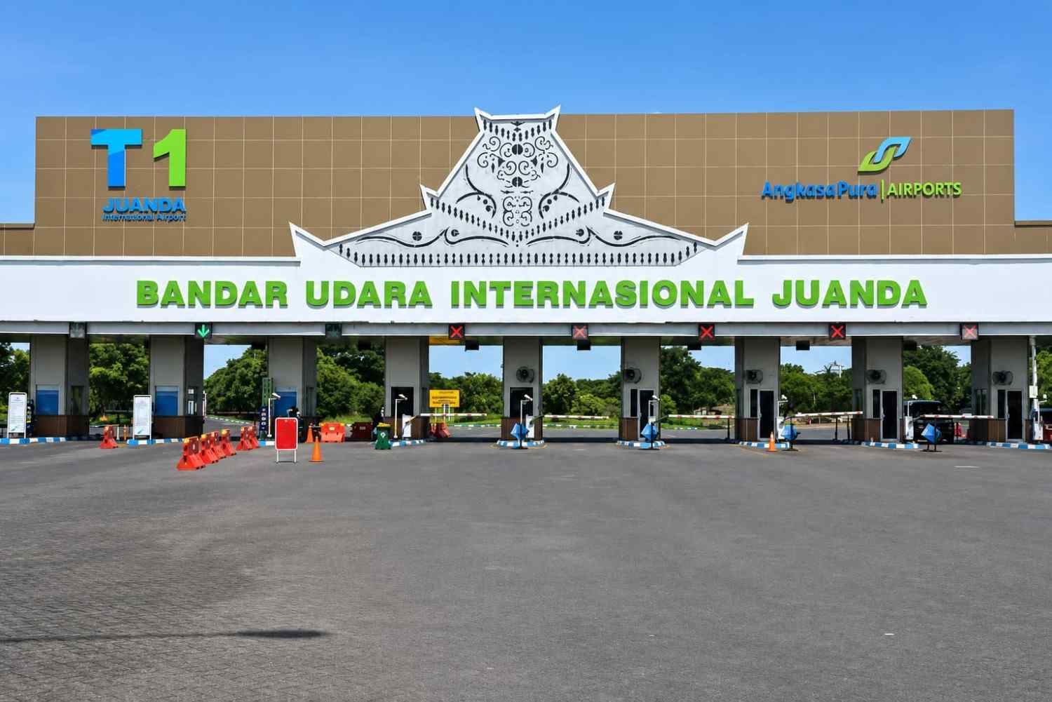 Bandara Juanda T1 (keberangkatan)